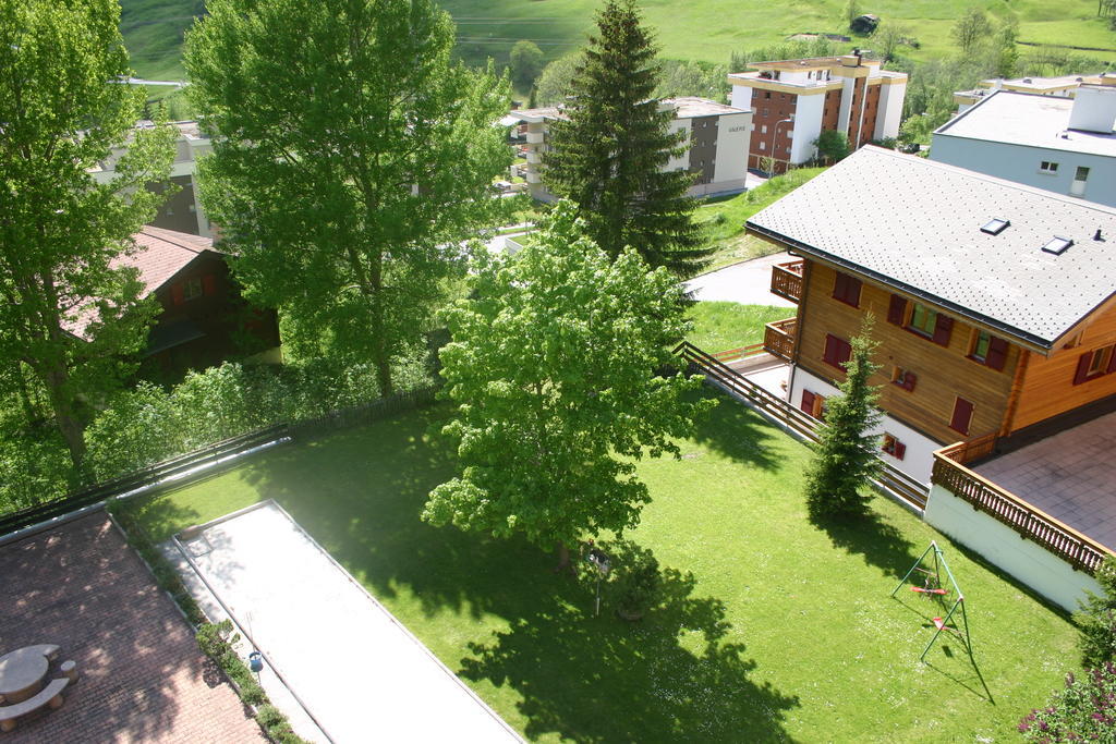Alfa Appartements Superior Leukerbad Kamer foto